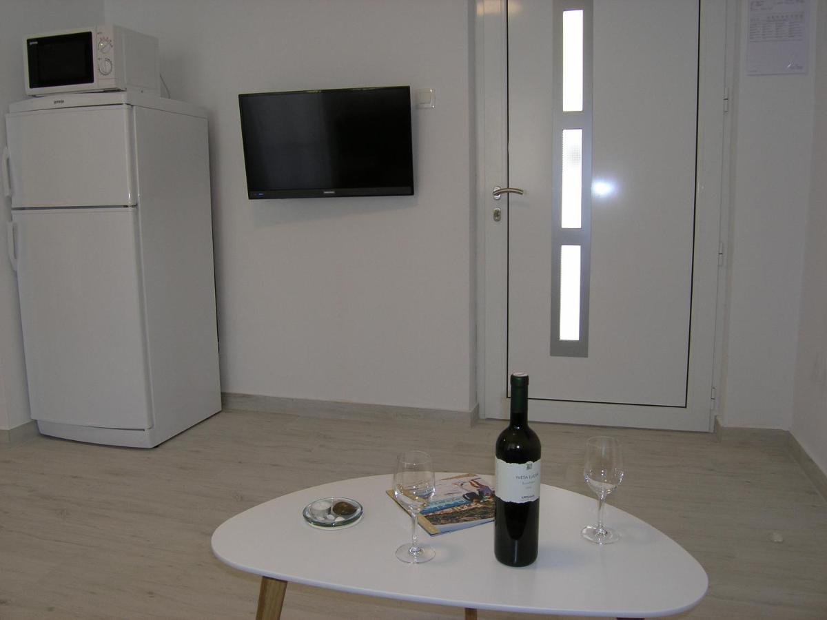 Apartments Aventura Baska For Relaxing Holidays Εξωτερικό φωτογραφία