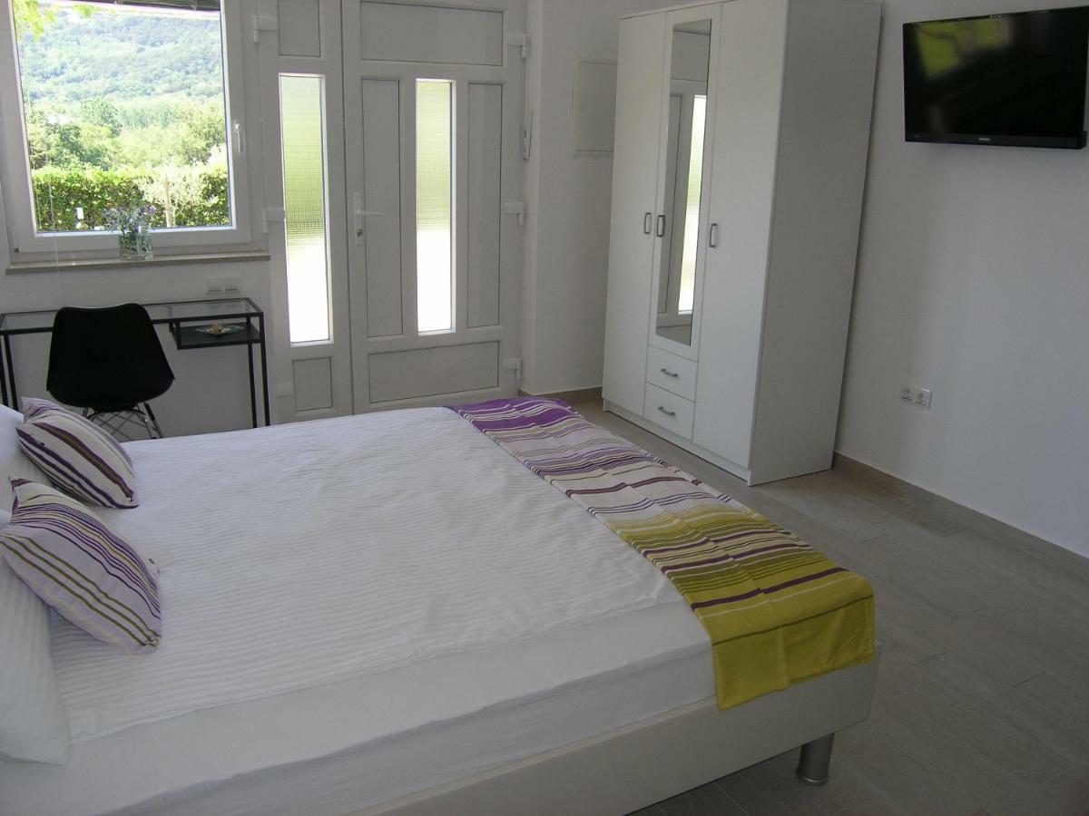 Apartments Aventura Baska For Relaxing Holidays Εξωτερικό φωτογραφία